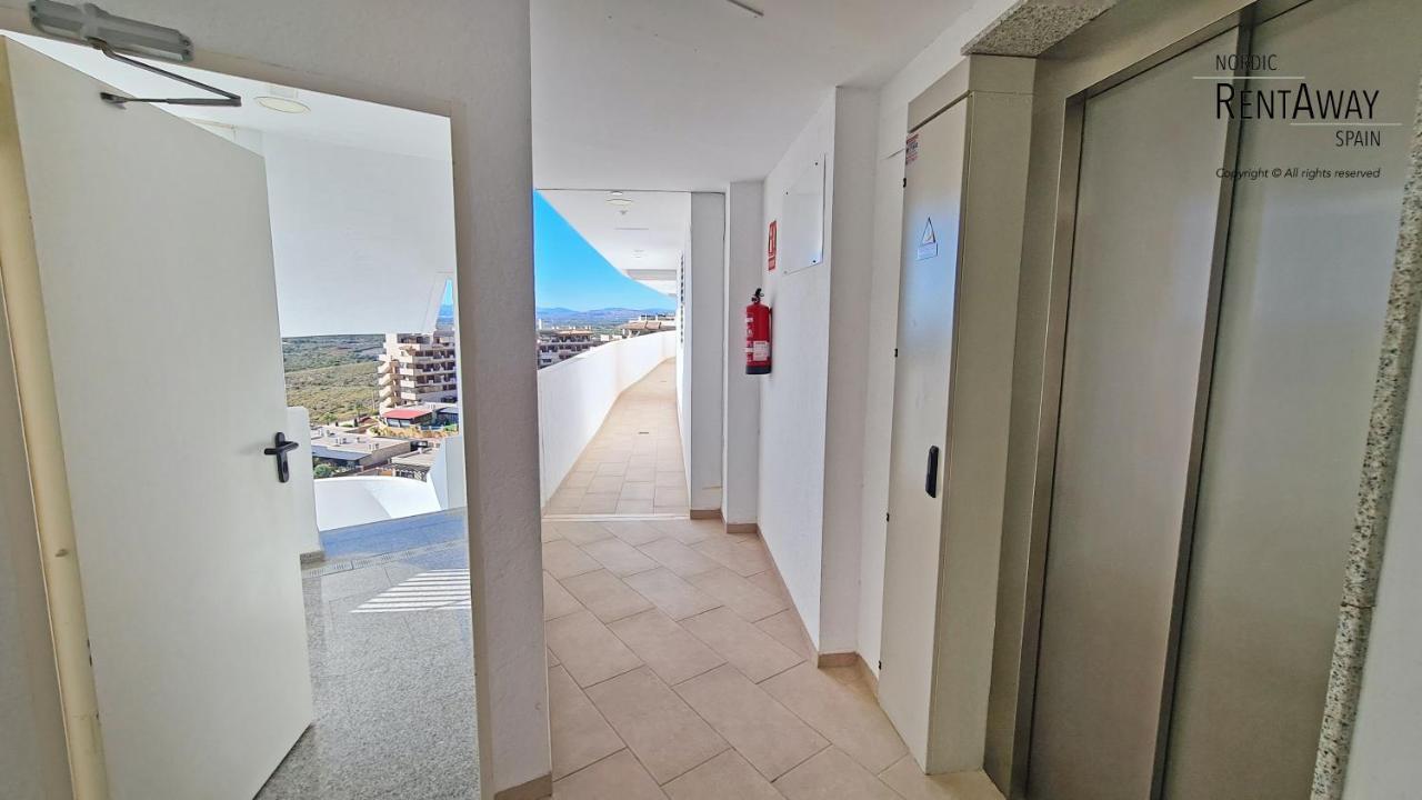 Infinity View Penthouses By Nras * Arenales del Sol