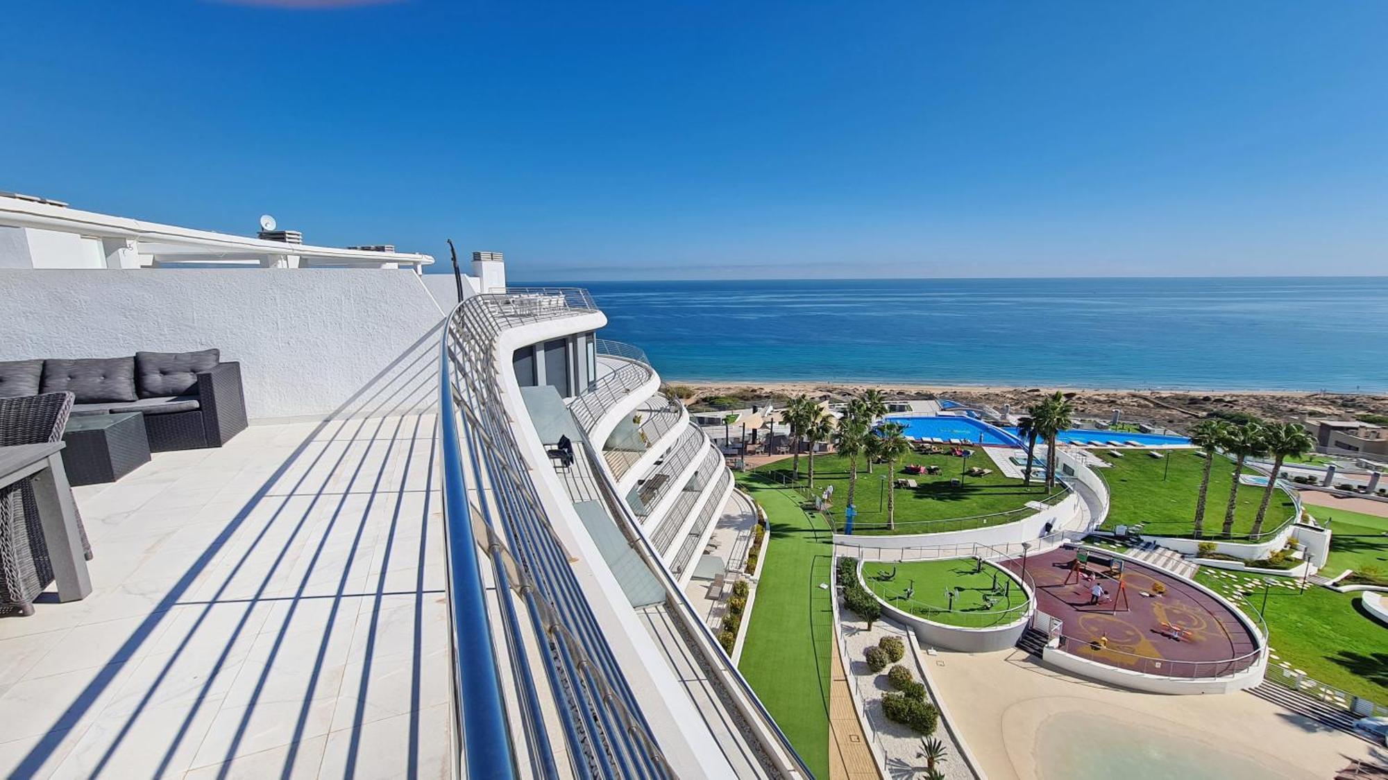 Infinity View Penthouses By Nras Apartment Arenales del Sol