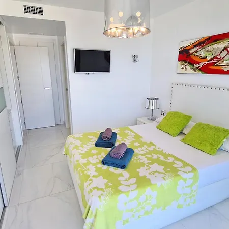 Infinity View Penthouses By Nras Arenales del Sol Room photo