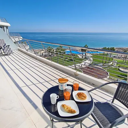 Infinity View Penthouses By Nras Arenales del Sol Room photo